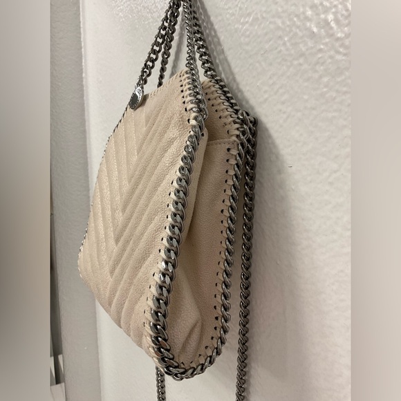 STELLA MCCARTNEY Tiny Quilted Eco Shaggy Deer Tote Bag - Picture 5 of 15